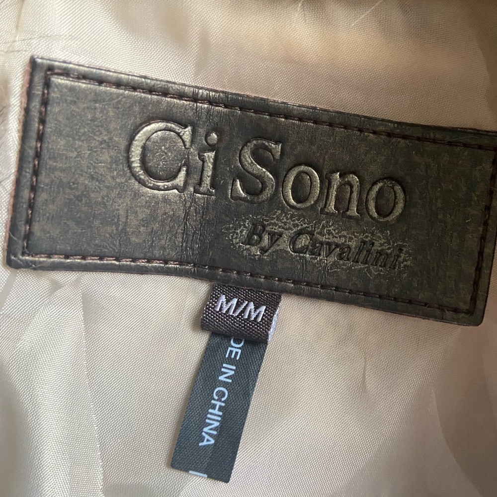 Beautiful Faux Fur Vest (Ci Sono by Cavalini) - Picture 13 of 15